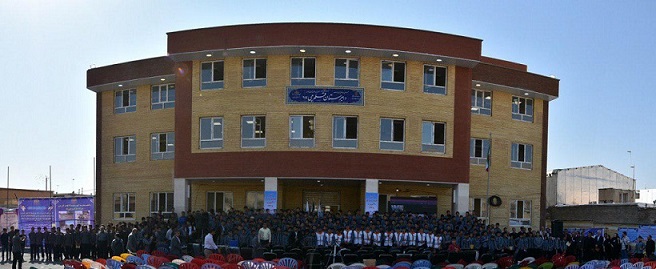 دبیرستان 12کلاسه بنیادقلم‌چی شهر سیل زده پل‌دختر افتتاح شد