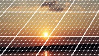 افزایش بازدهی سلول‌های خورشیدی رنگدانه‌ای با نانوذرات