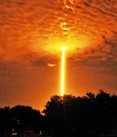 موشک فالکن ۹ به سوی مدار زمین: تصویر نجومی روز ناسا(۳ بهمن ۹۵)
