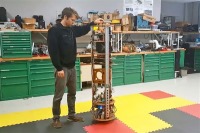 رباتی با یک پای کروی