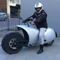 موتورسیکلتی که برق یک خانه را تامین می‌کند+تصاویر