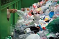 زباله‌های پلاستیکی چالشی جدید برای کره زمین
