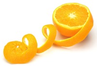 پوست پرتقال‌های مصرفی را دور نریزید