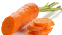 چرا سالمندان باید زیاد "هویج" بخورند؟