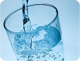 بهترین میزان آب برای نوشیدن روزانه چقدر است؟