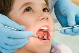 پوسیدگی دندان شیری را جدی بگیرید