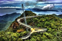 توریستی‌ترین پل مالزی را ببینید