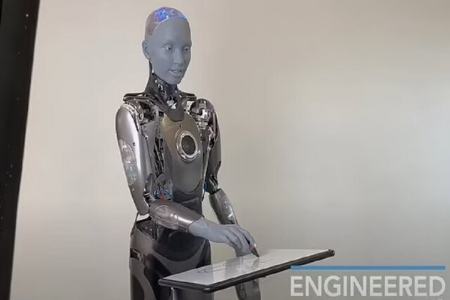 نقاشی بامزه پیشرفته‌ترین ربات انسان‌نمای جهان
