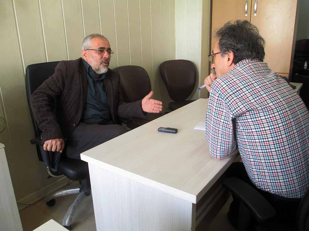 گفت‌وگو با سیامک قنادان‌زاده، مدیر هنرستان