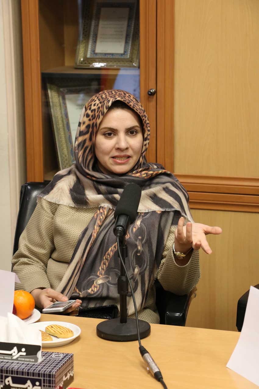 اولیای کانونی  سمیه قیدر، مادر ملیکا بختیاری، دانش‌آموز نهم از تهران: