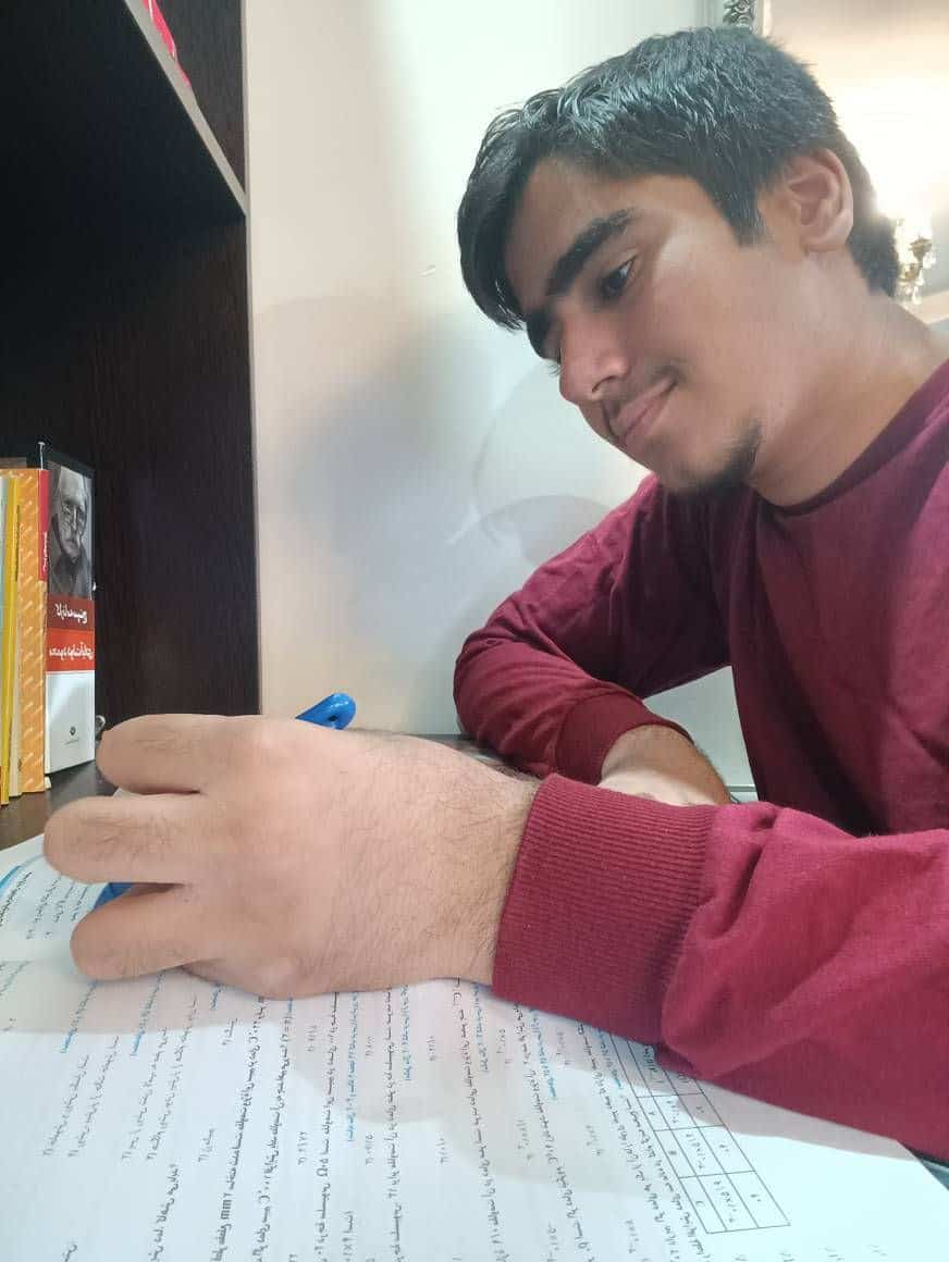 مصاحبه با سید پرهام اسلامی؛ دانش آموز برتر یازدهم ریاضی